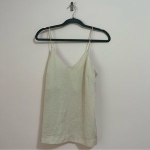 Cute v neck satin camisole in cream size US 6- H&M